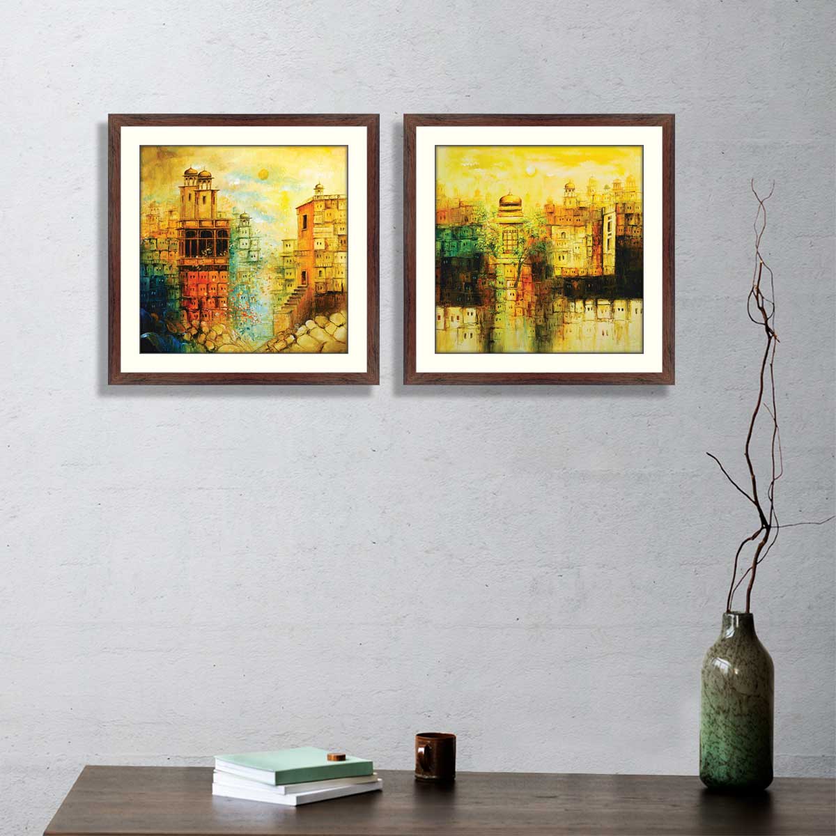 Set of 2 Historical Framed Art 04