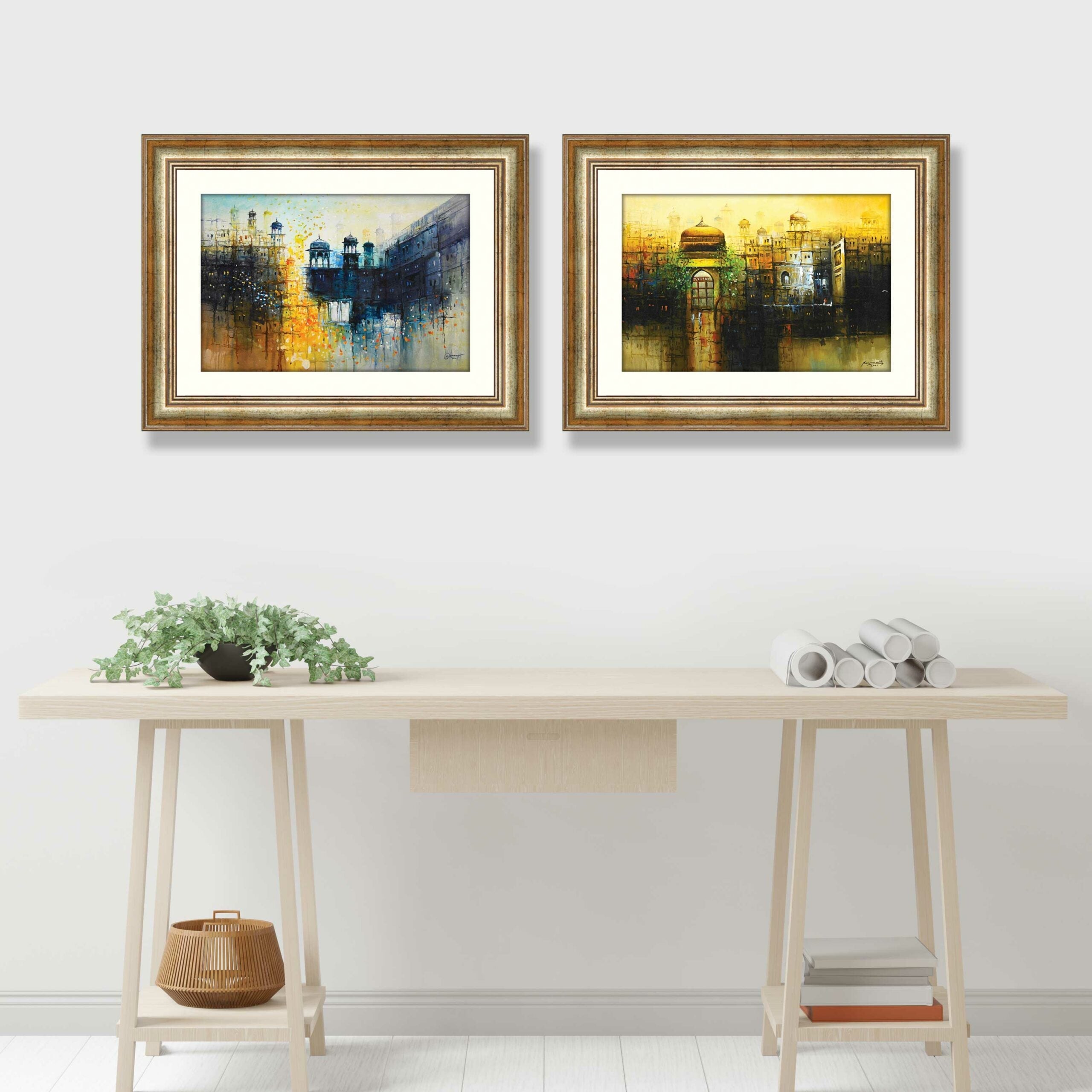 Set of 2 Historical Framed Art 08