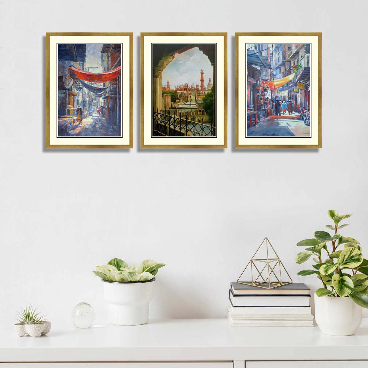 Set of 3 Historical paintings Framed Art with golden frames