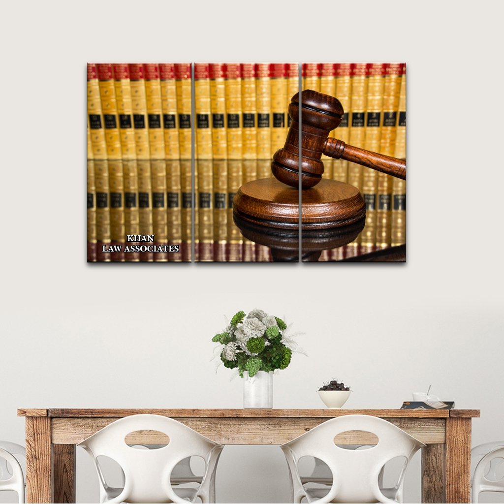 3 Panels Canvas Set The gavel of a judge in court 02